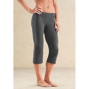 Athleta Kickbooty Capri
